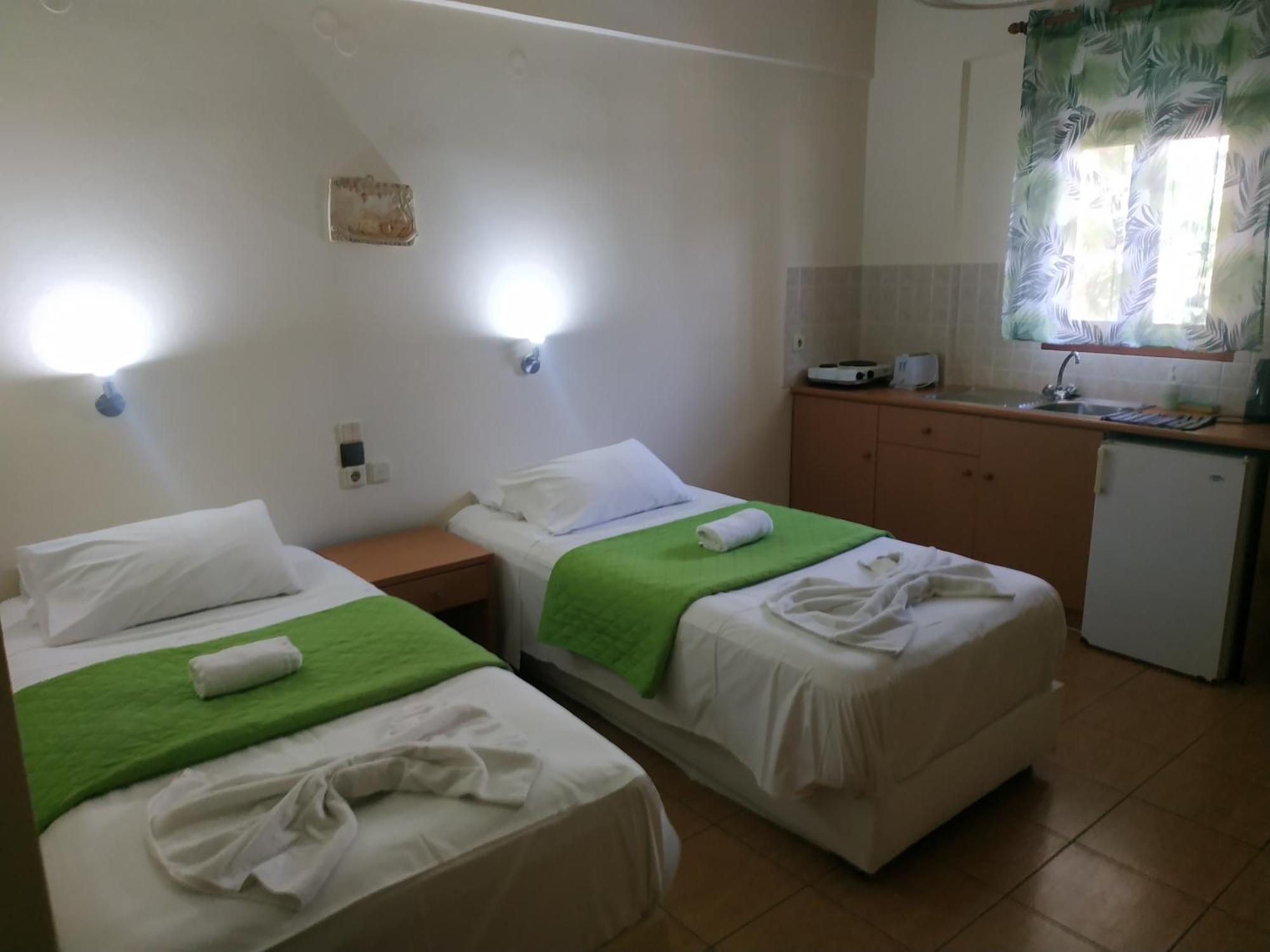 Lia Sofia Apartments Stalida Dış mekan fotoğraf
