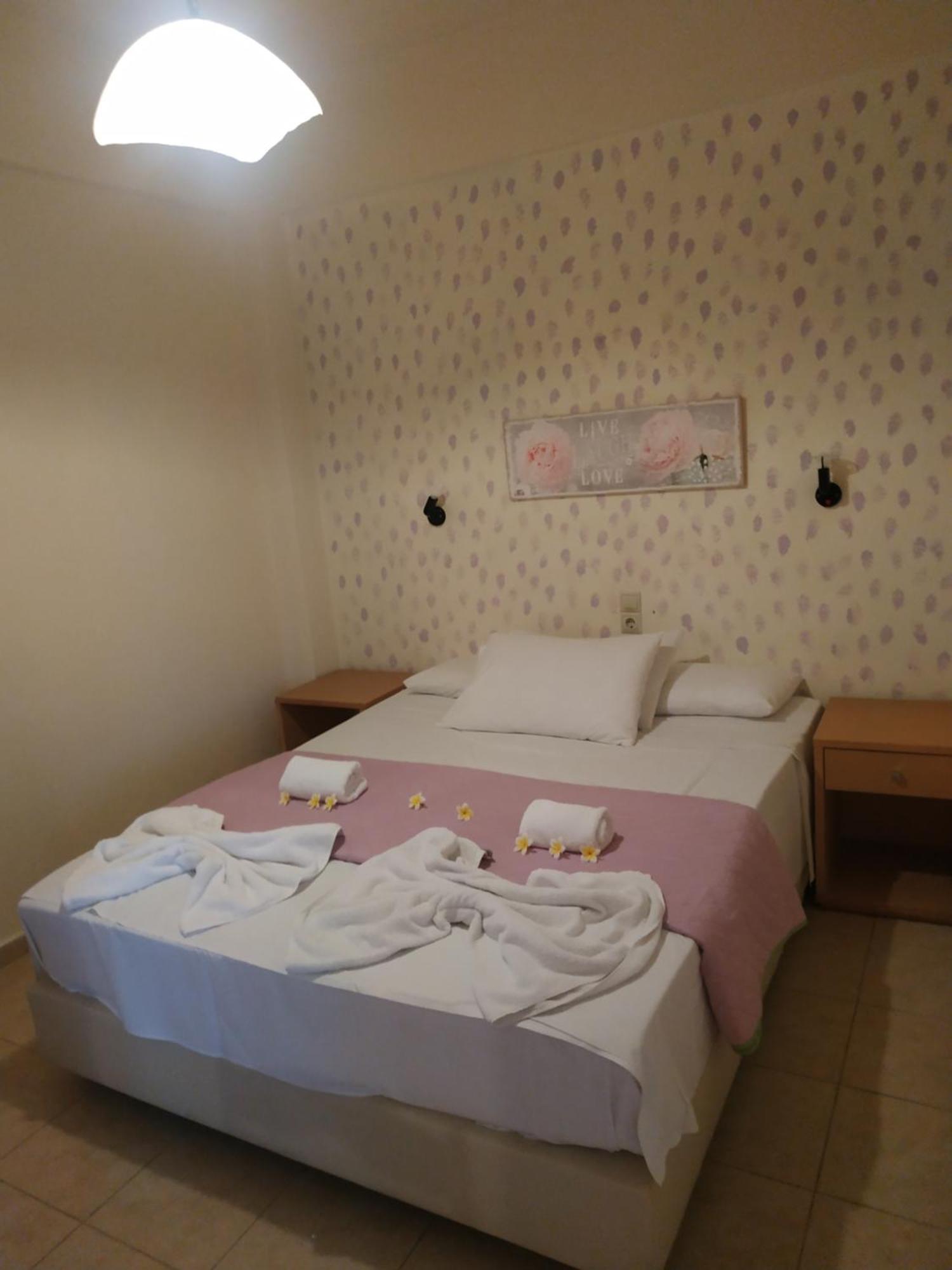 Lia Sofia Apartments Stalida Dış mekan fotoğraf