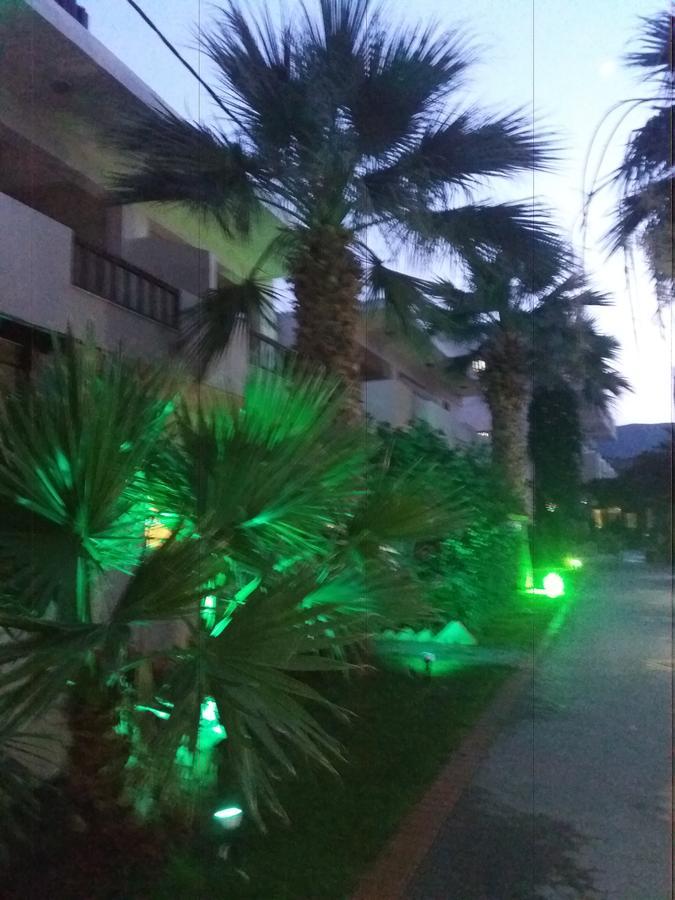 Lia Sofia Apartments Stalida Dış mekan fotoğraf