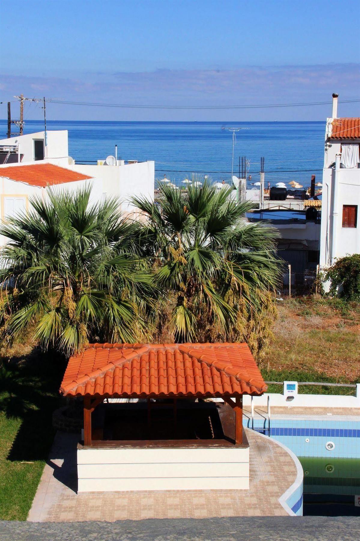 Lia Sofia Apartments Stalida Dış mekan fotoğraf