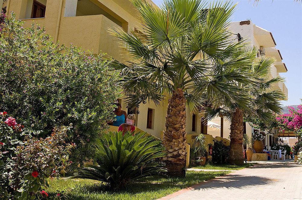 Lia Sofia Apartments Stalida Dış mekan fotoğraf